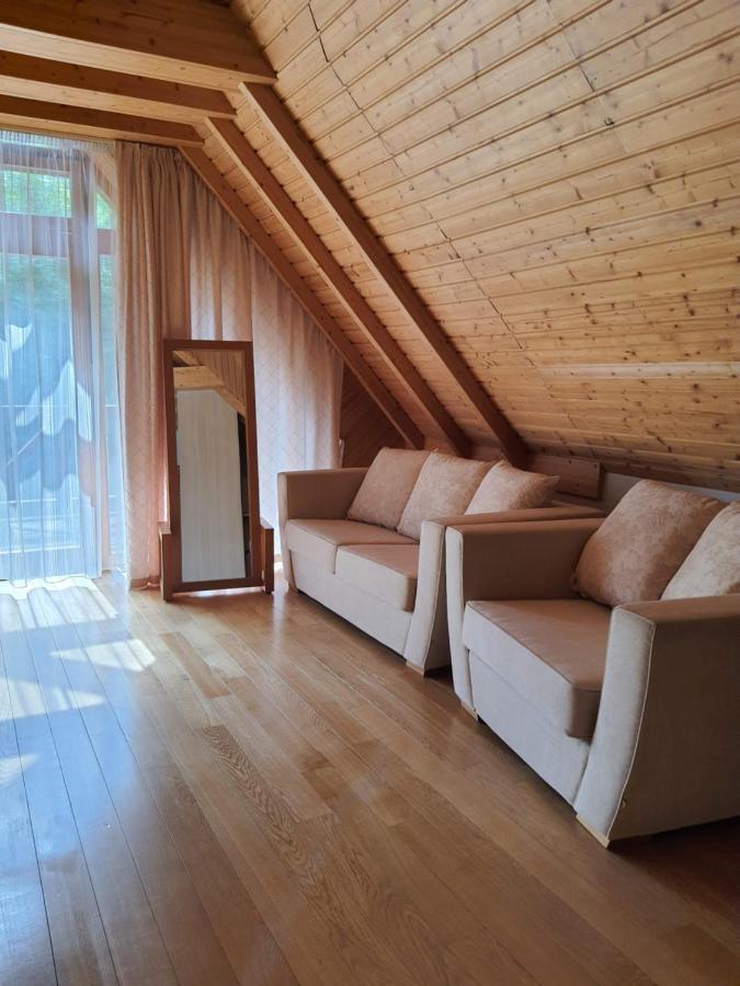 Apartamentai Hunter House دروسكينينكاي المظهر الخارجي الصورة